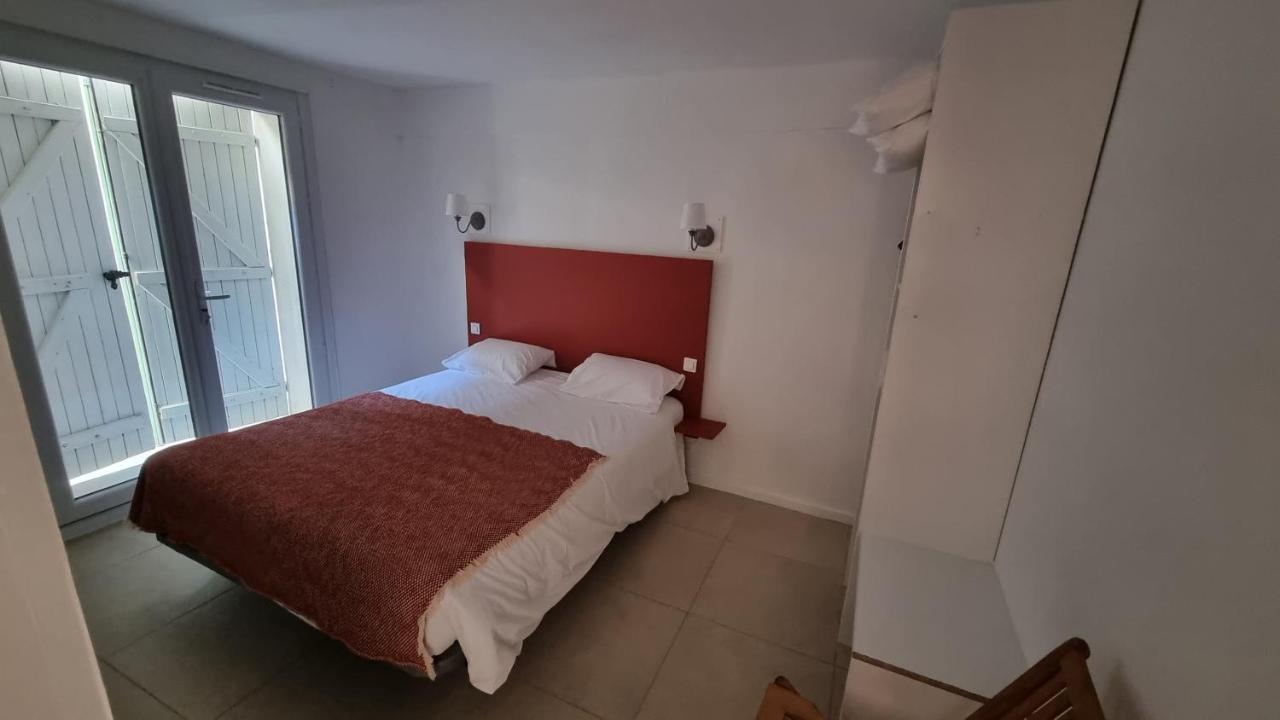 Appartement Calme Centre Ville A 80M Des Halles Нарбонна Экстерьер фото